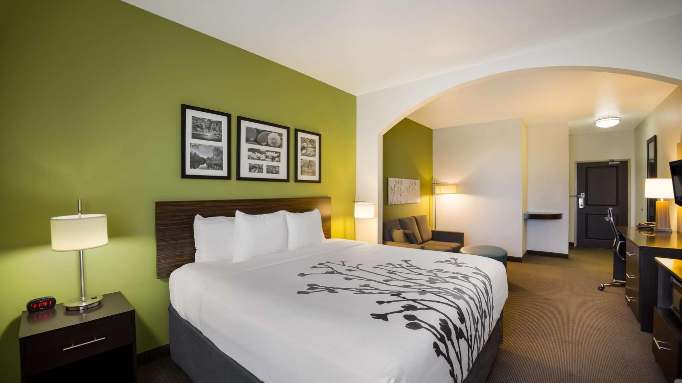 Sleep Inn & Suites