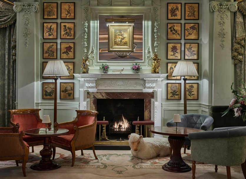 Lounge Photo
