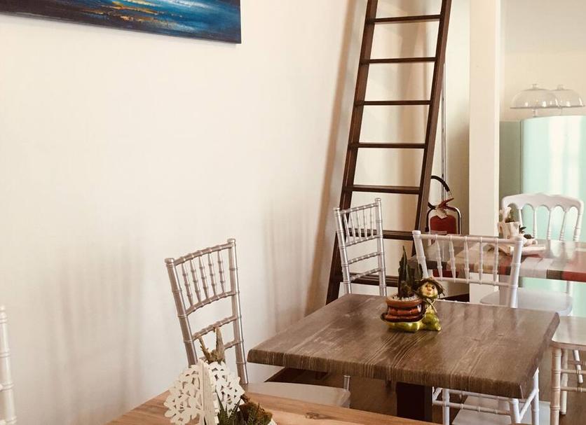 Dining room Photo