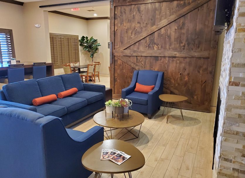 Lounge Photo