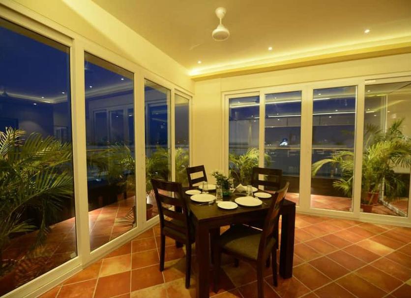 Dining room Photo
