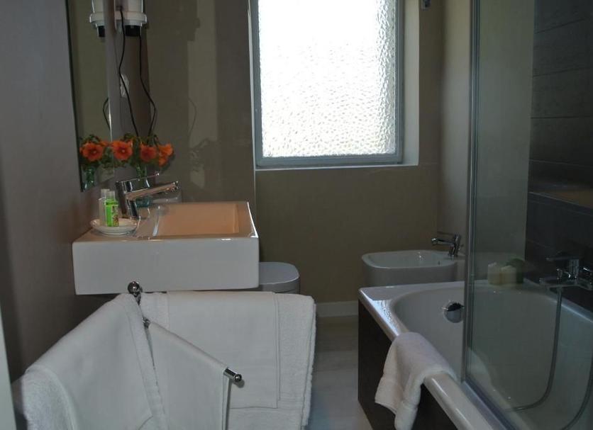 Bathroom Photo