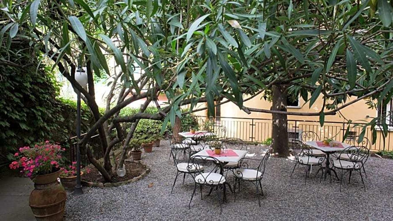Hotel La Colonnina