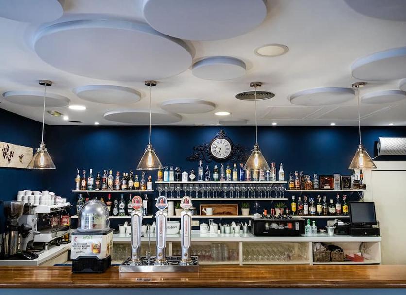 Bar Photo