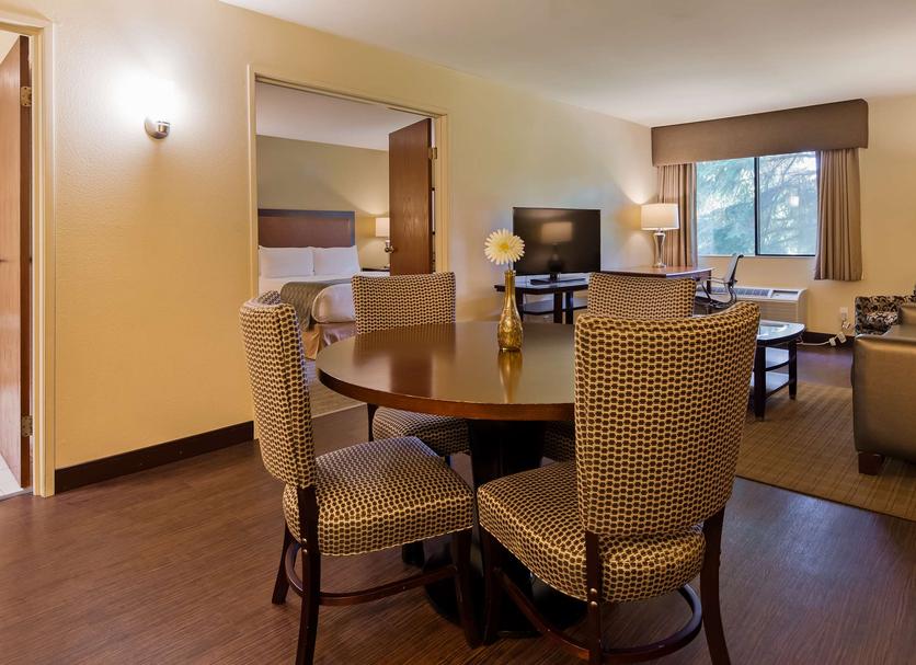 Dining room Photo