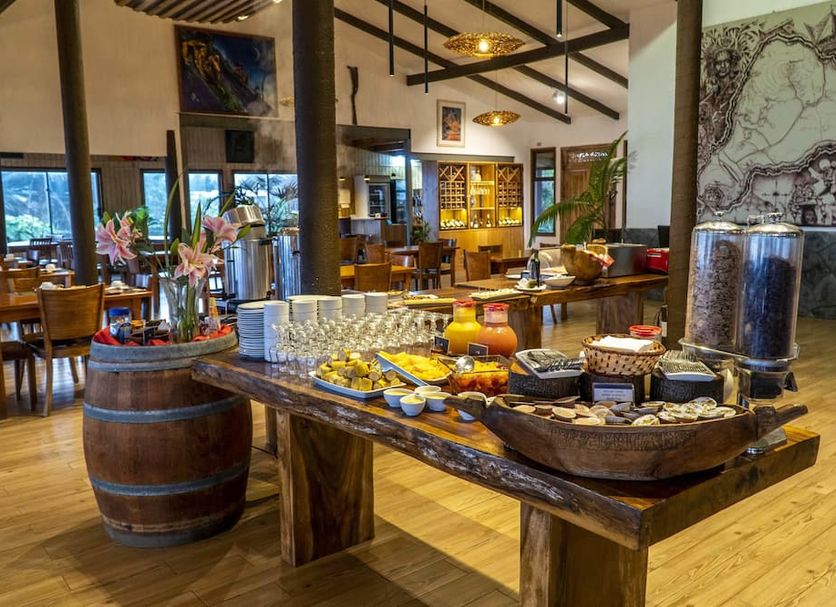 Buffet Photo
