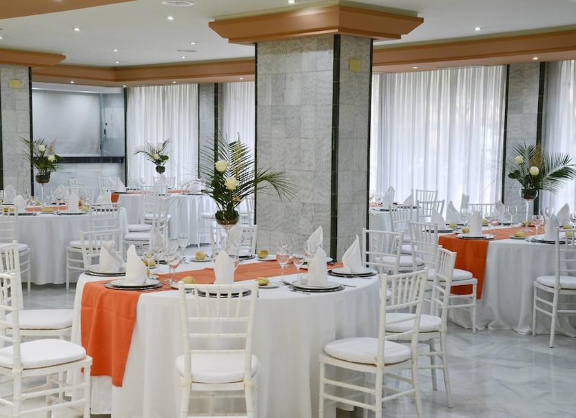 Banquet hall Photo