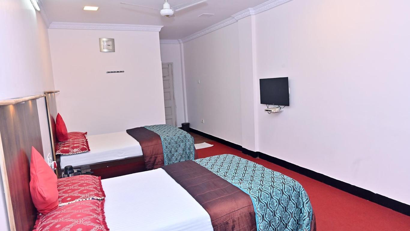 Hotel Sai Lodge