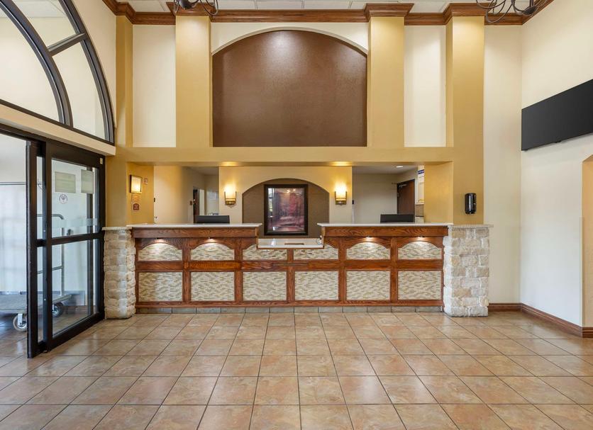 Front desk Photo
