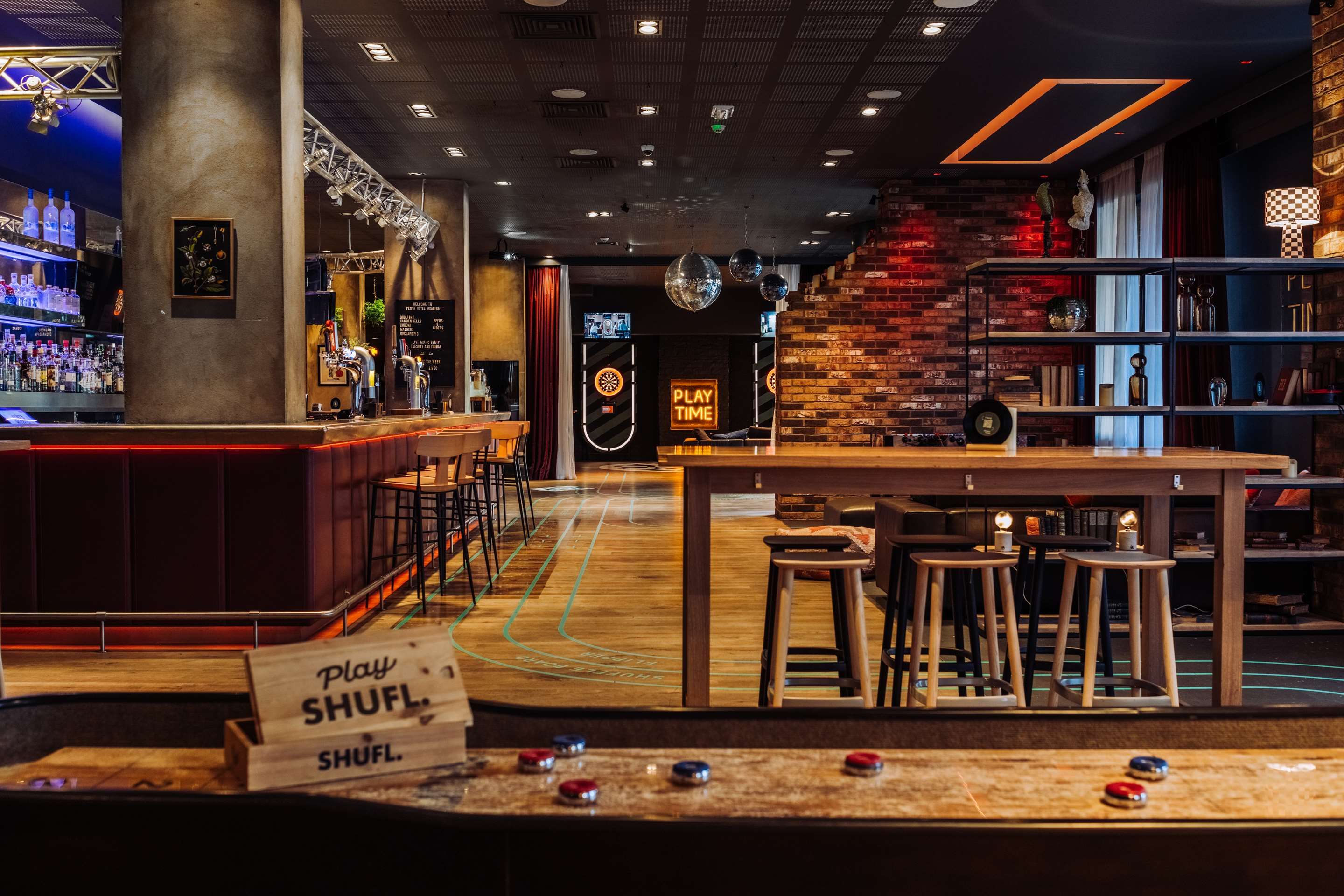 Bar