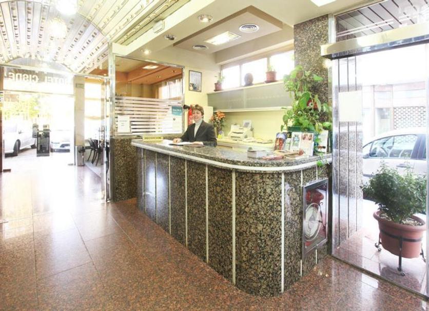 Front desk Photo