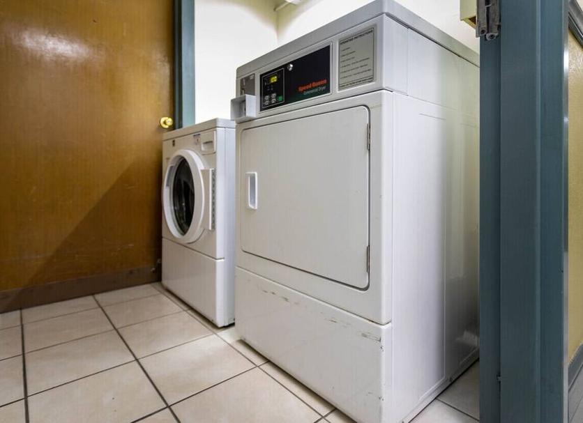Laundry facility Photo