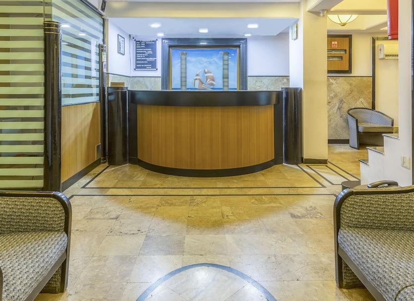 Front desk Photo