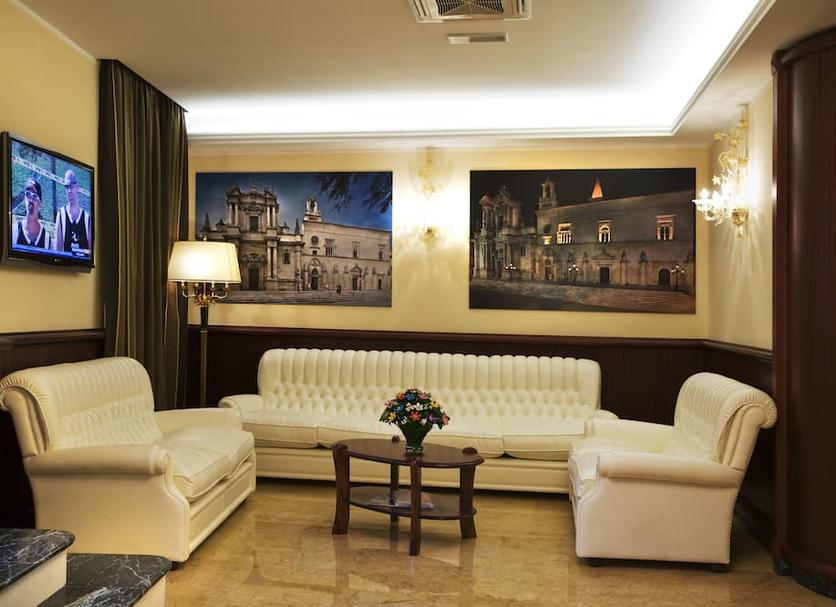 Lounge Photo