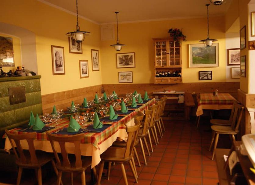 Restaurant Photo