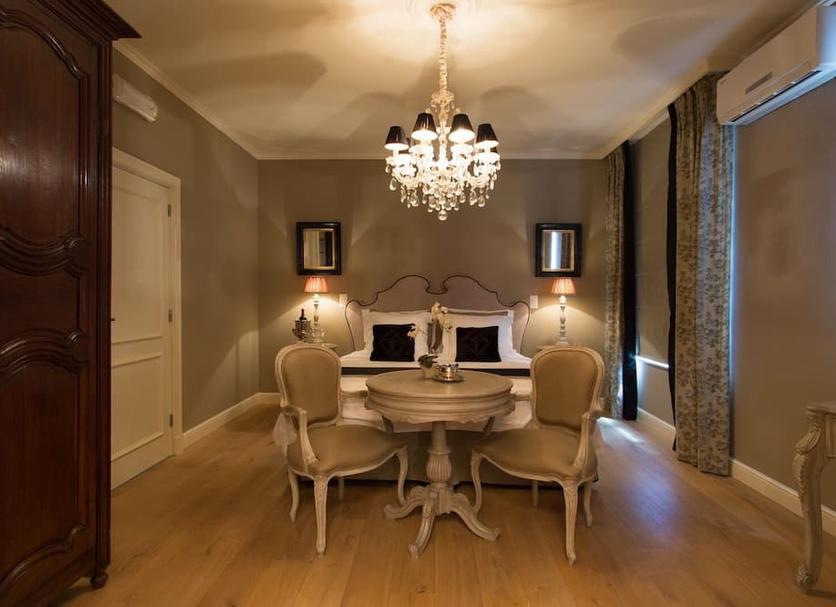 Dining room Photo