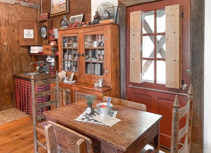 Dining room Photo