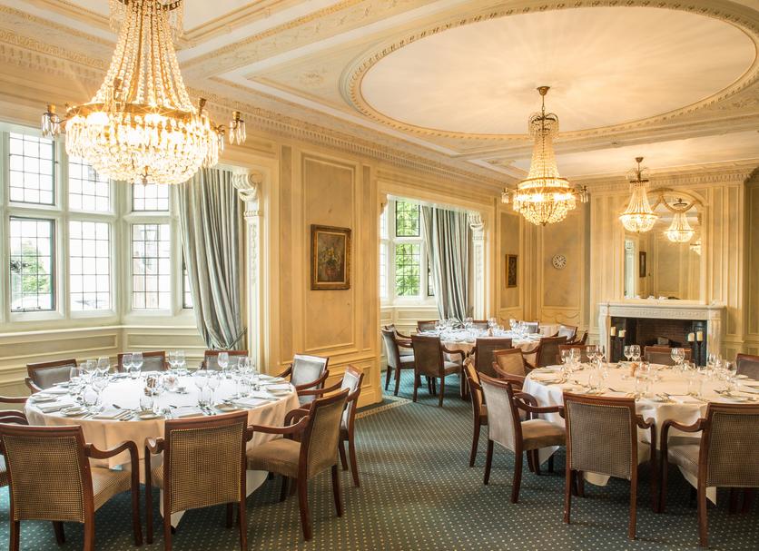 Banquet hall Photo