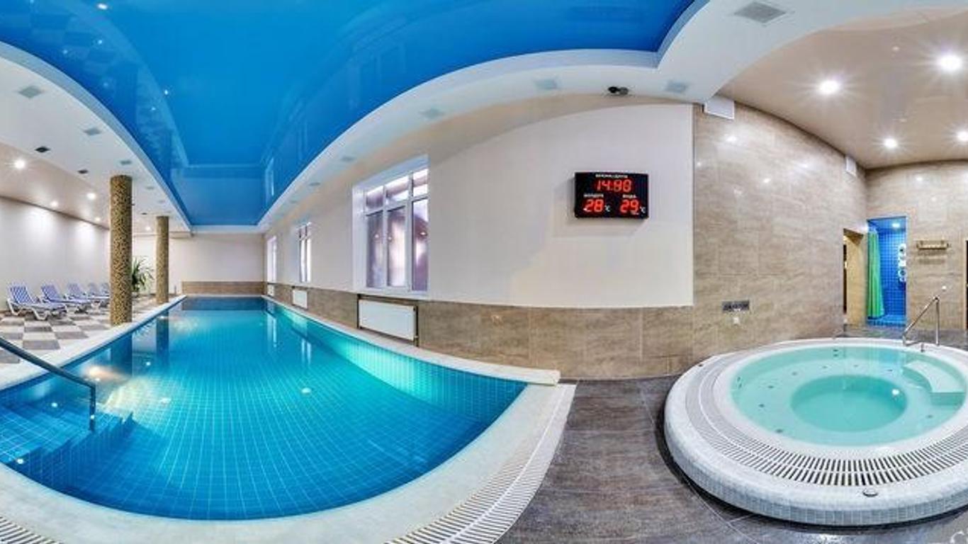 Triumph Hotel