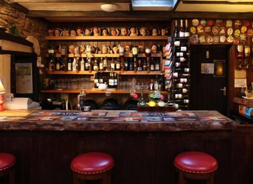 Bar Photo