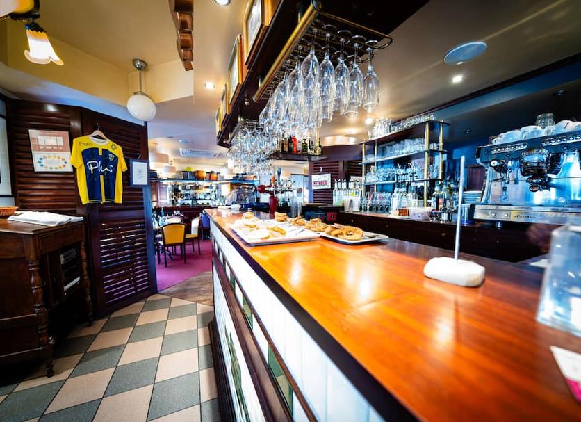 Restaurant Photo