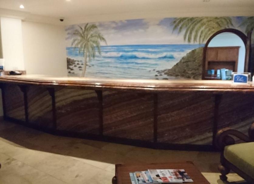 Front desk Photo
