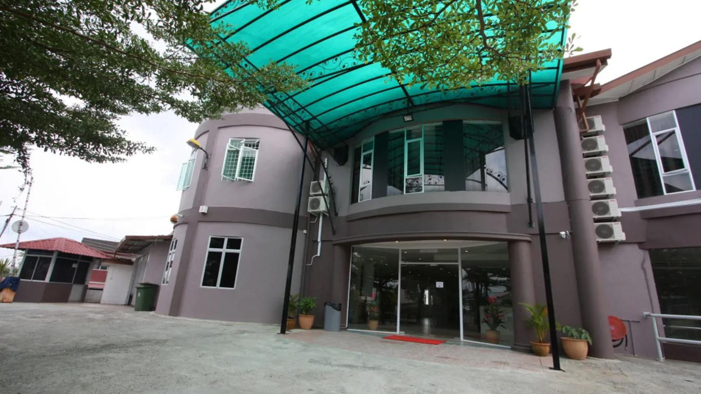 Place2Stay @ Kenyalang