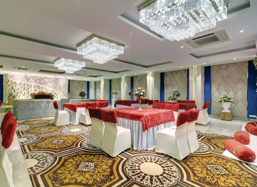 Banquet hall Photo