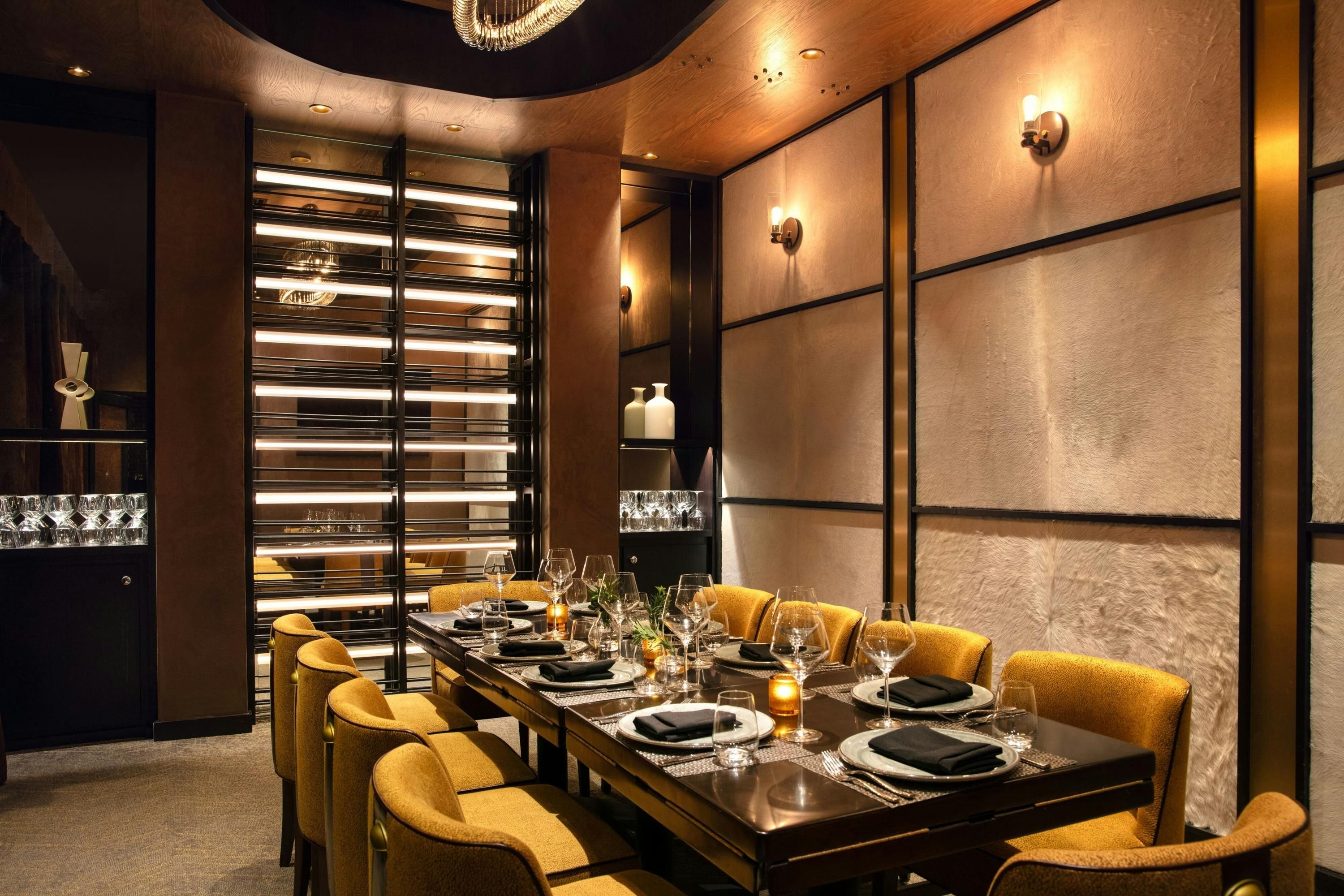 Dining room Photo