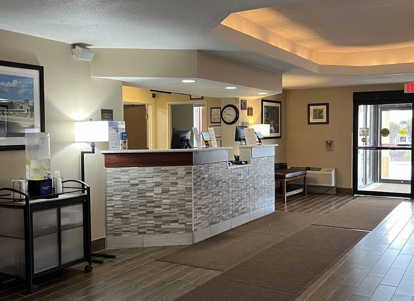 Front desk Photo