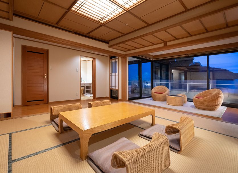 Dining room Photo