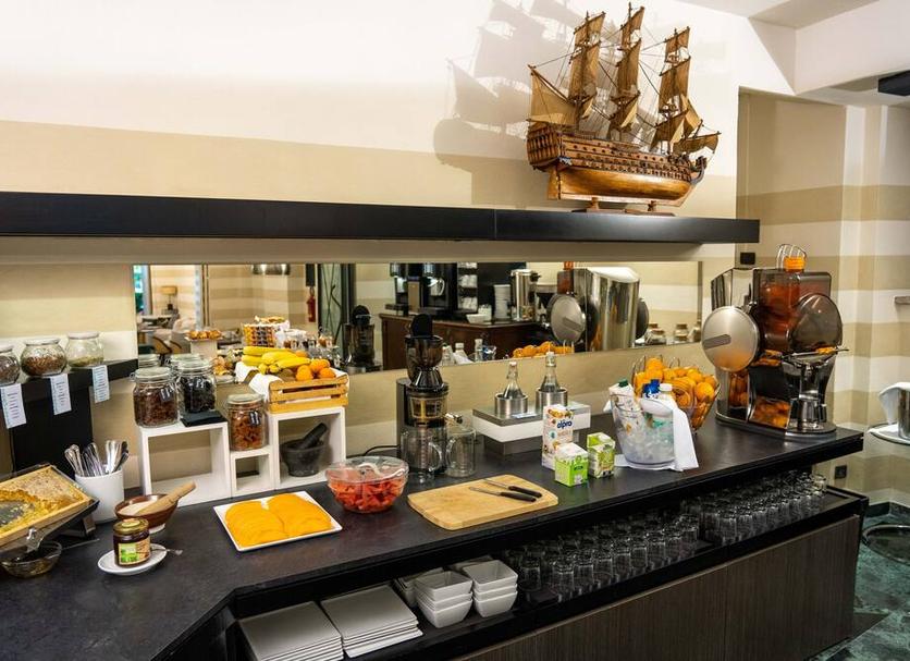 Buffet Photo