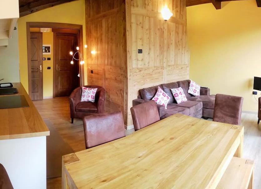 Dining room Photo
