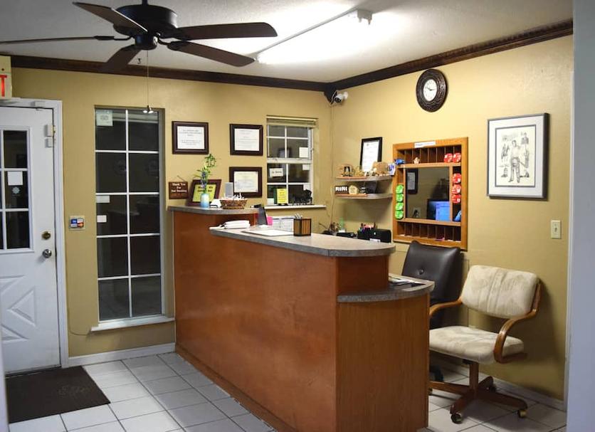 Front desk Photo