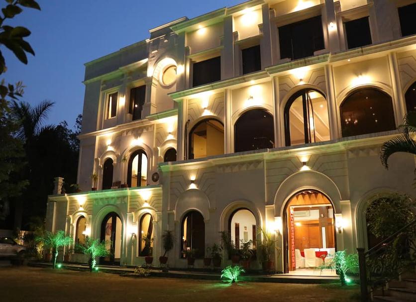 Building Photo