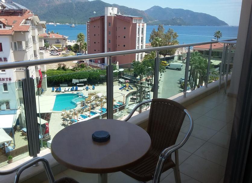 Balcony Photo