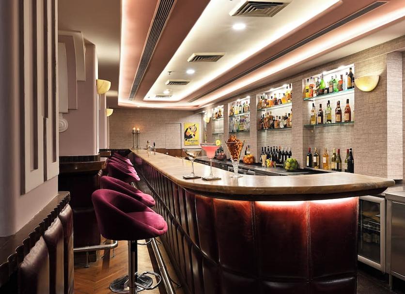 Bar Photo
