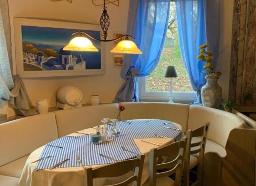 Dining room Photo