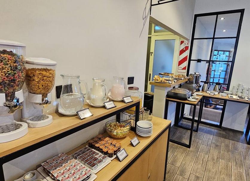 Buffet Photo