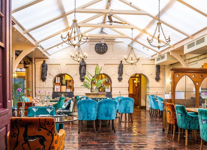 Restaurant Photo