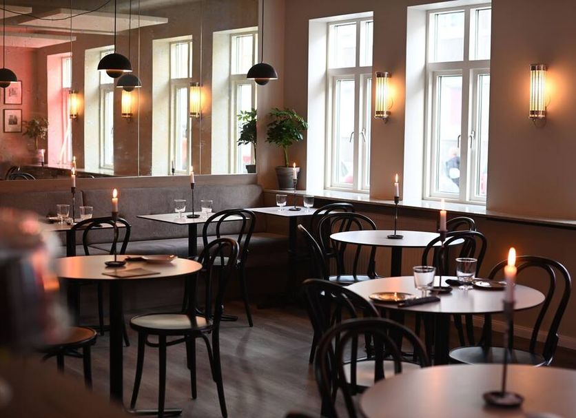 Restaurant Photo