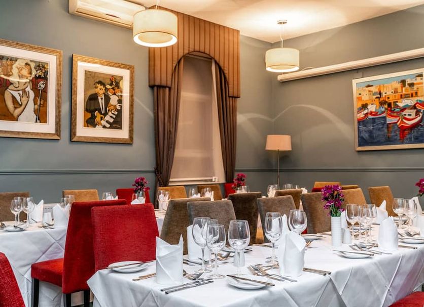 Restaurant Photo