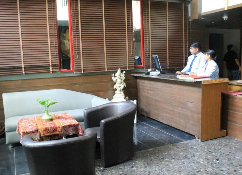 Front desk Photo