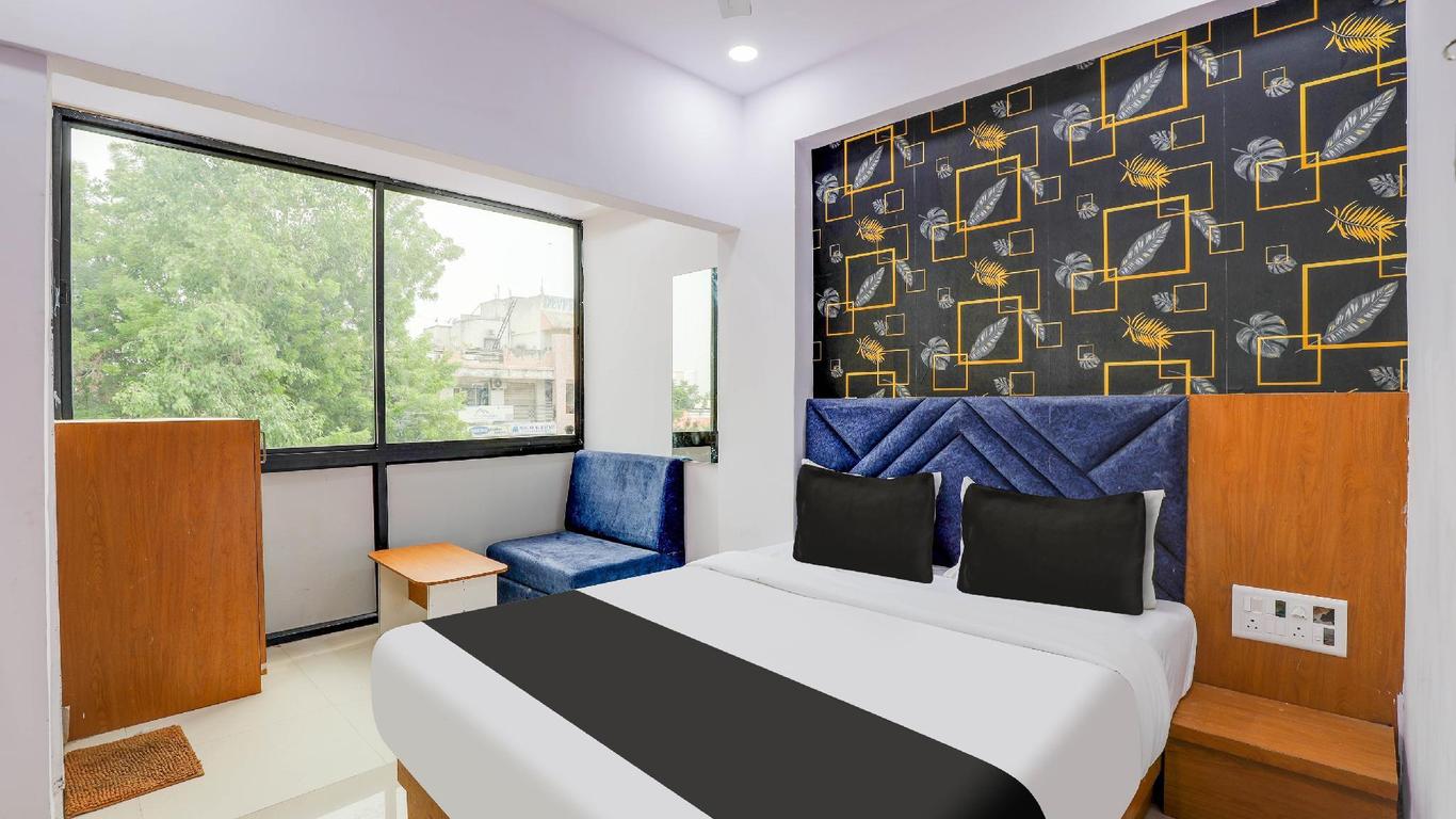 Hotel O Neelkanth Palace