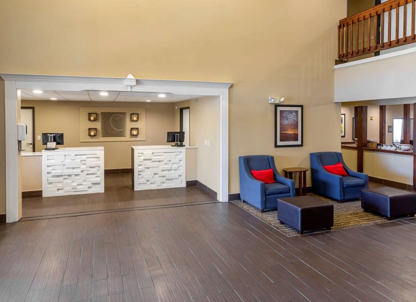 Front desk Photo