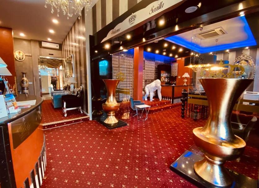 Bar Photo