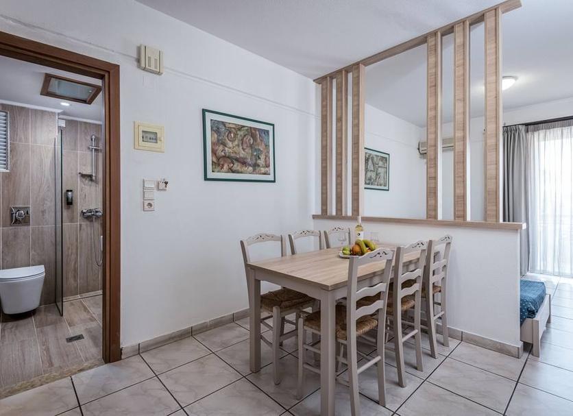 Dining room Photo