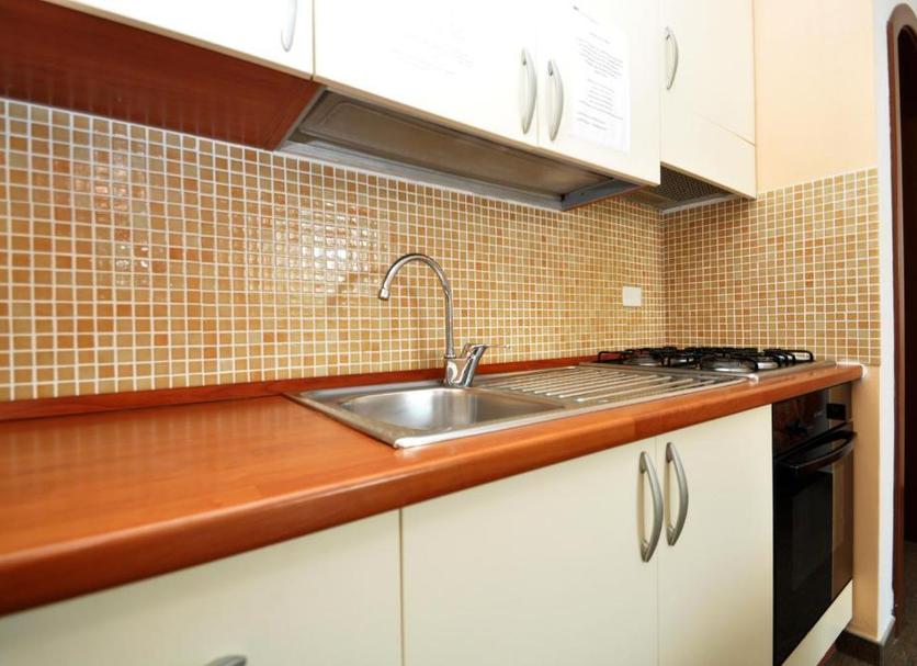 Kitchen Photo