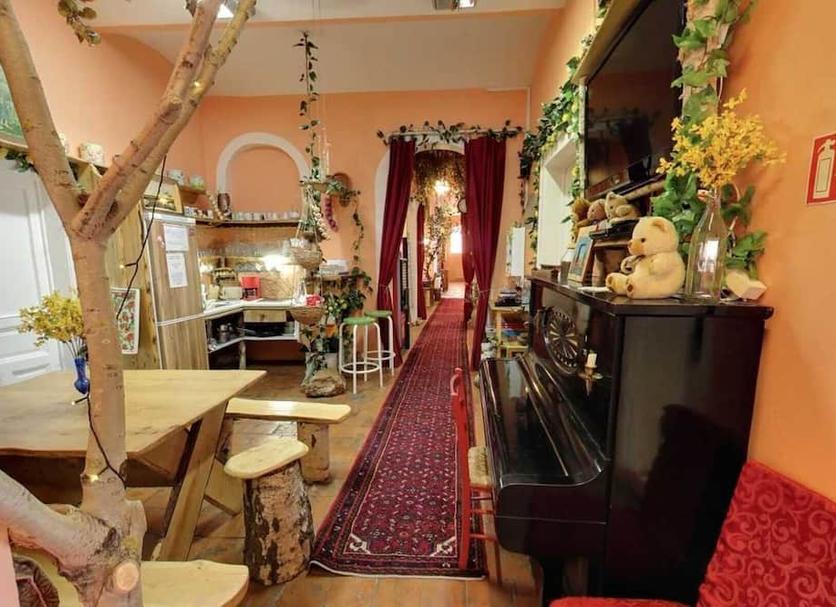 Dining room Photo