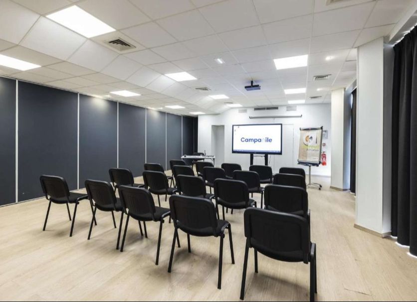 Conference room Photo